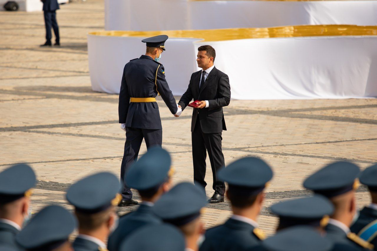Черкаського рятувальника нагородив Президент України