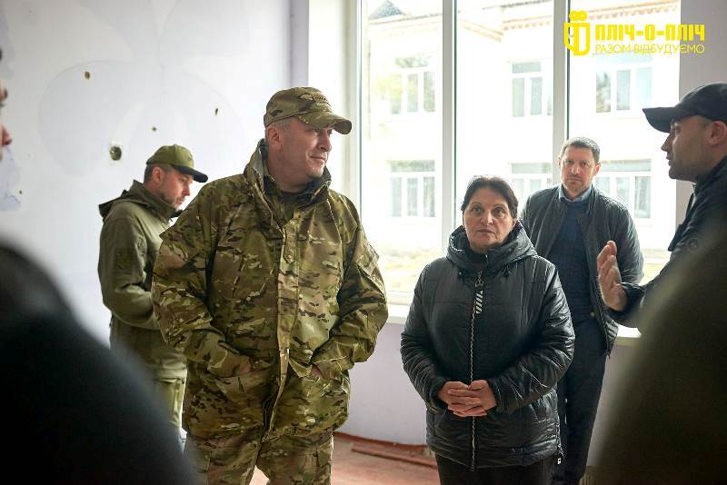 Пліч-о-пліч: черкаські будівельники вже відновили понад сотню будинків на Херсонщині