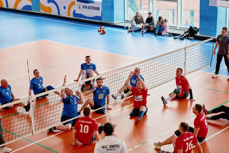 «Ігри ветеранів»: на Черкащині пройшов перший раунд Чемпіонату України з волейболу сидячи