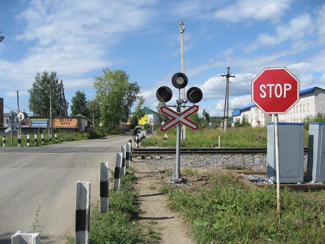 Щоб попередити аварійність на залізничних коліях, на Черкащині розпочинається акція «STOP! Залізничний переїзд»