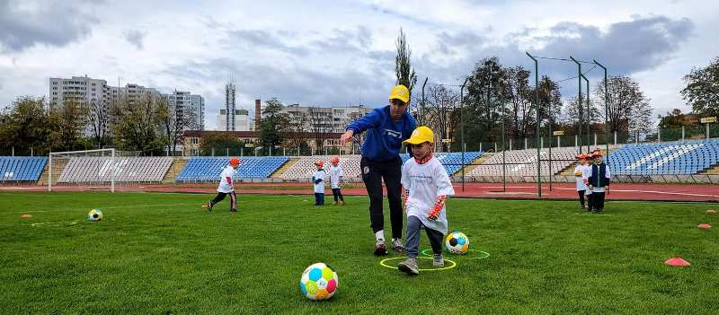 «Відкриті уроки футболу» для дітей стартували на Черкащині