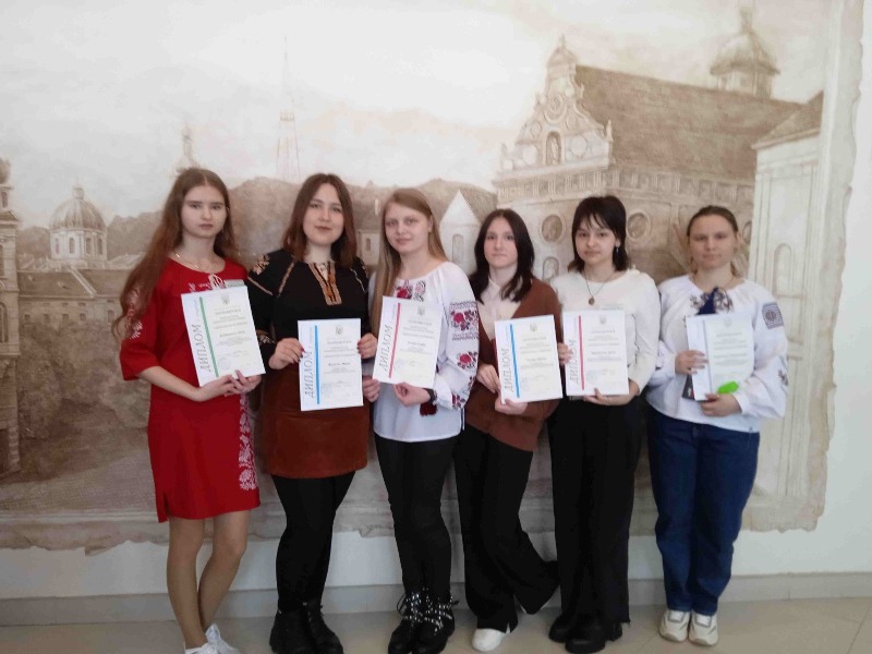 Школярі з Черкащини переможно виступили на Всеукраїнській учнівській олімпіаді з української мови і літератури