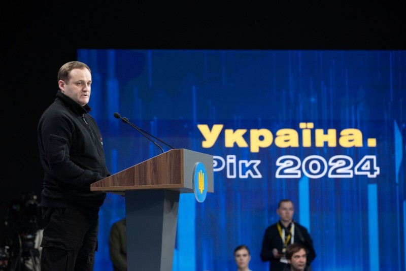У 2024 році «Пліч-о-пліч» стане новим ідентифікатором українців – Олексій Кулеба на форумі «Україна. Рік 2024»
