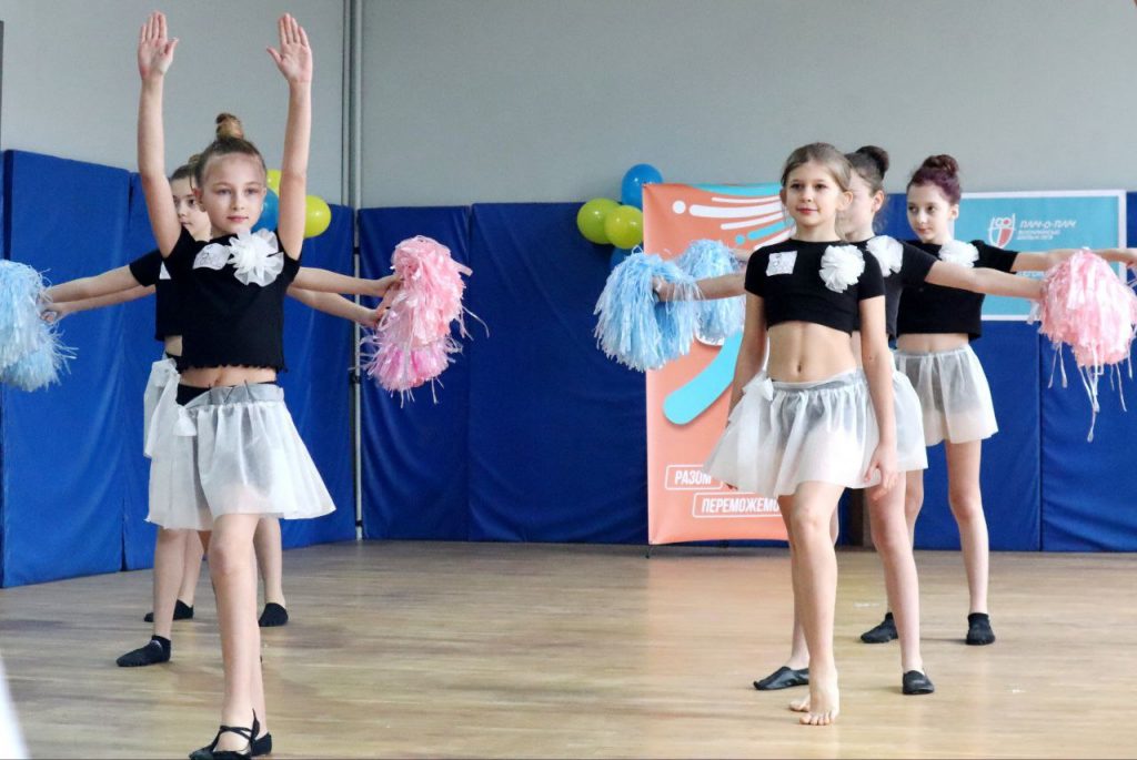 Всеукраїнські шкільні ліги пліч-о-пліч: у тергромадах області вже зіграно понад понад 600 ігор