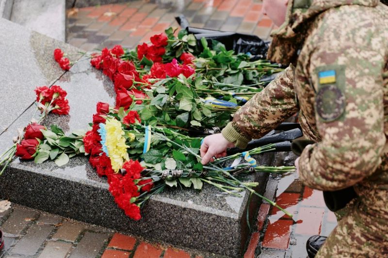 День Гідності та Свободи: черкащани вшанували подвиг борців за Україну