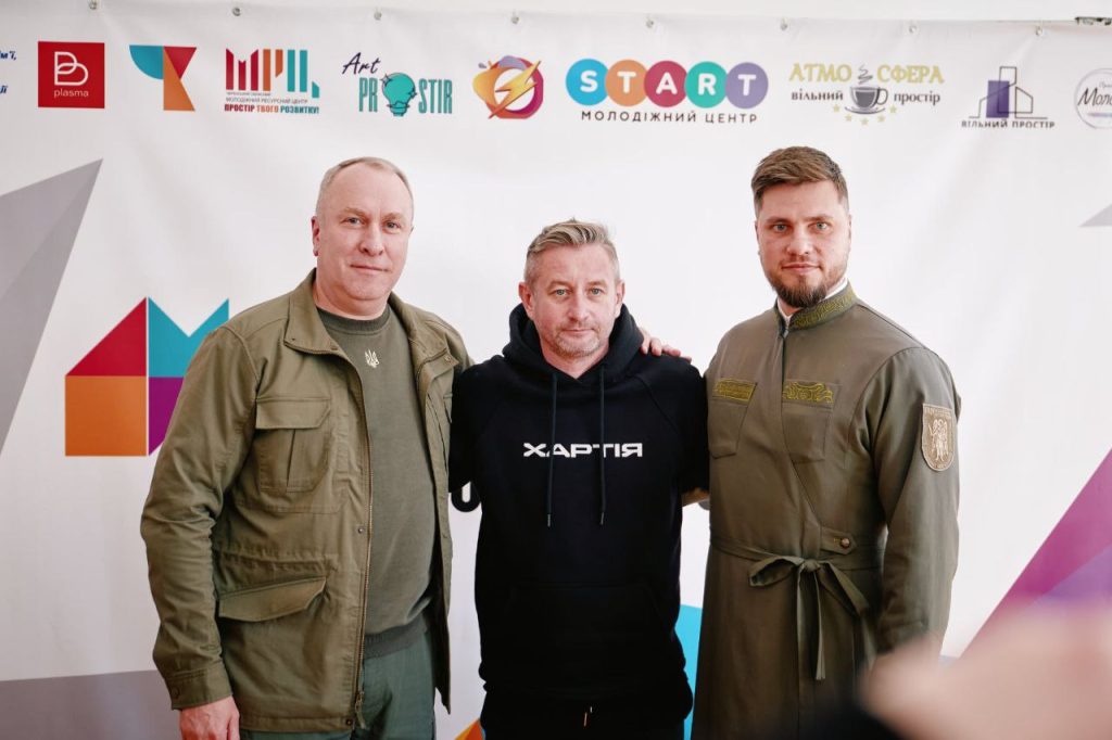 На фото - Ігор Табурець, Сергій Жадан і Володимир Рідний