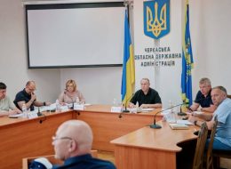 На фото - Ігор Табурець на засіданні Ради оборони області