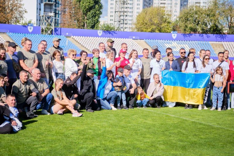 На фото - спільне фото