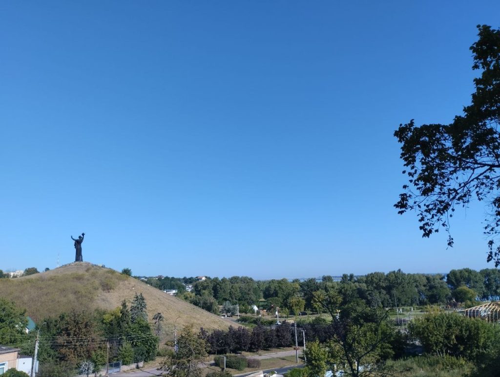На фото - вид на Пагорб Слави в Черкасах