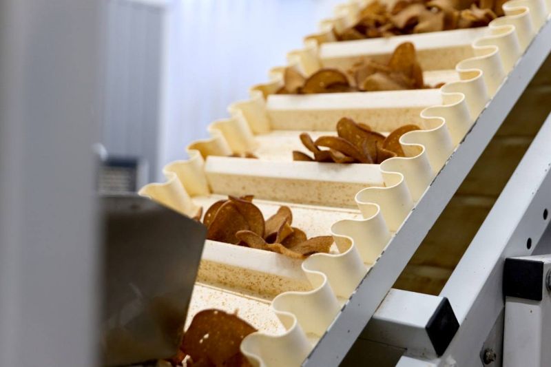 На фото - черкаські ветерани можуть отримати ресурс на власну справу