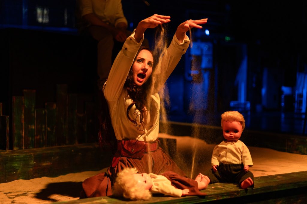 На фото - вистава "Фрекен Жюлі"