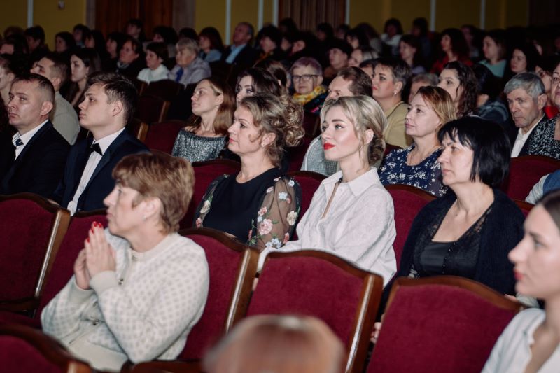 На фото - урочистості до 70-річчя філармонії