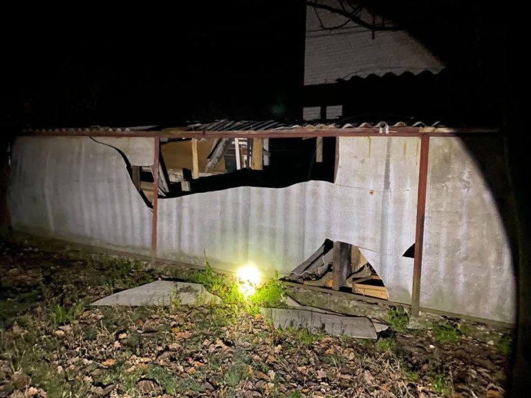 Фото без опису