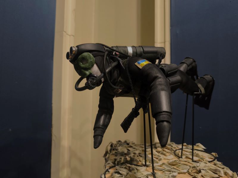 На фото -унікальна виставка ляльок-мотанок