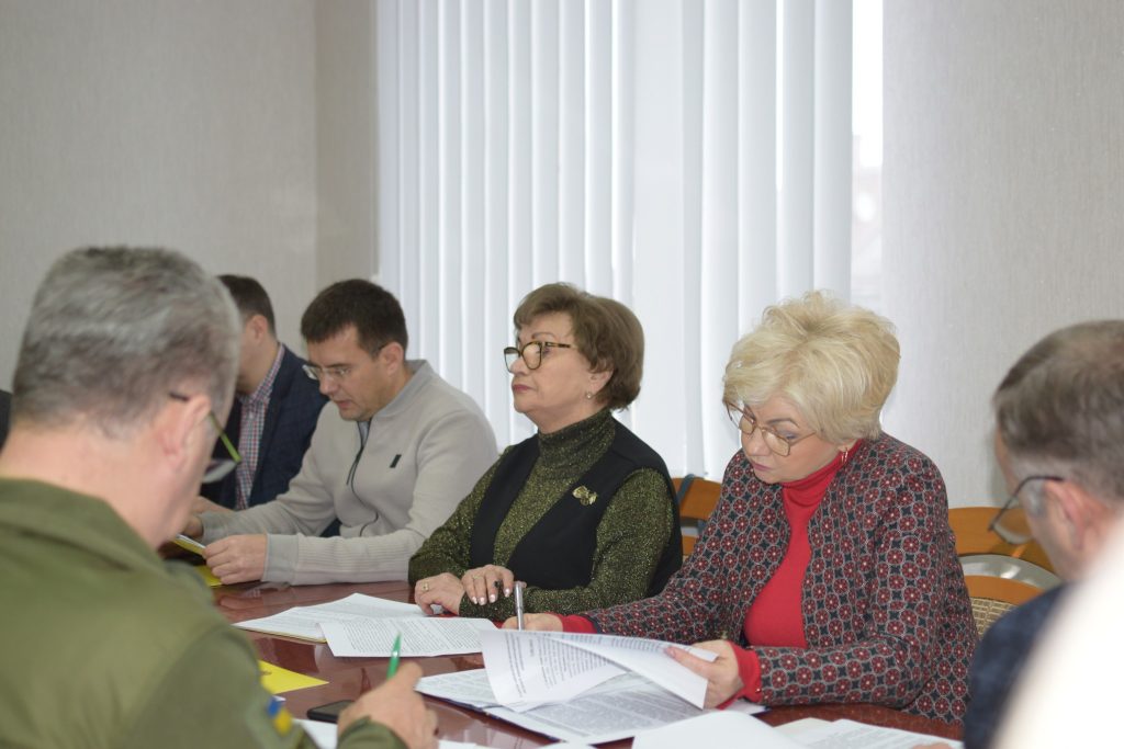 На фото - в області відзначили обдарованих дітей стипендіями