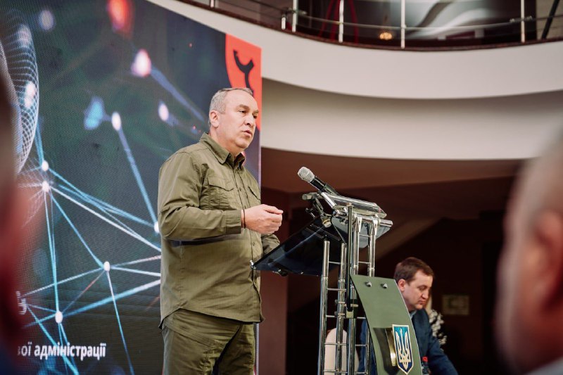 На фото - Ігор Табурець на форумі «Черкащина – простір партнерства та розвитку»