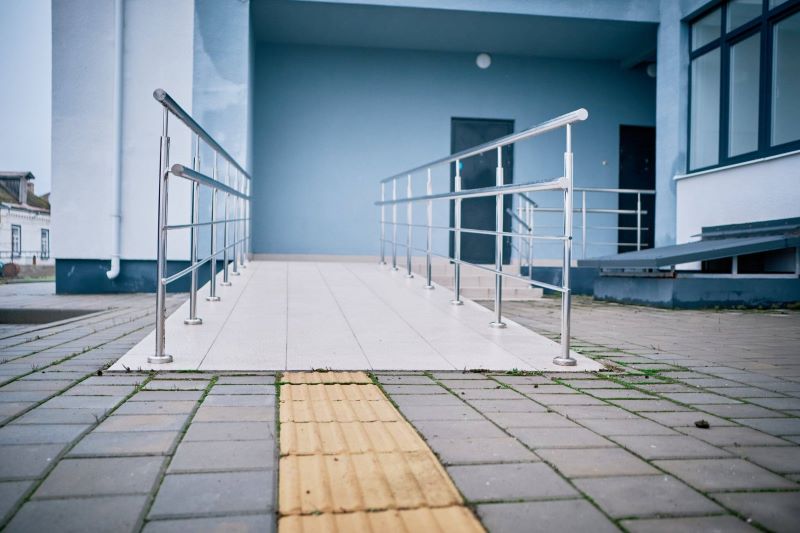 На фото - пандус житлового будинку для захисників