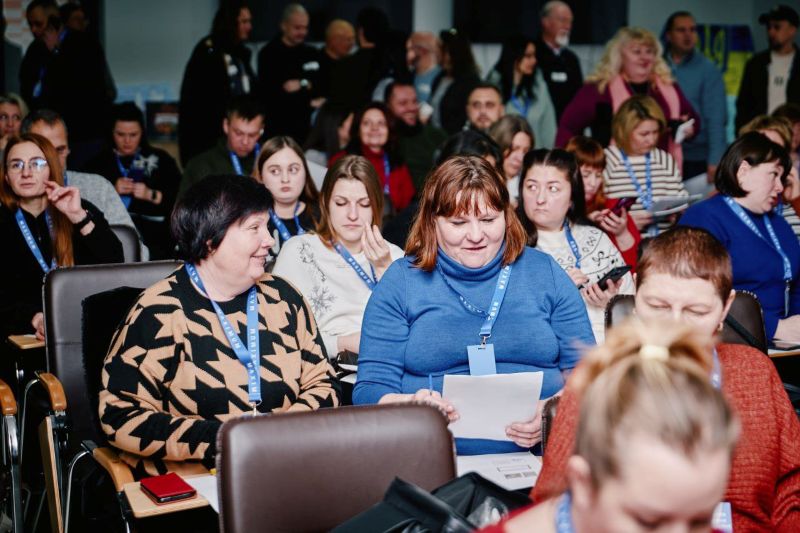 На фото - Політика Героїв: на Черкащині фахівці із супроводу ветеранів переймають досвід американських колег