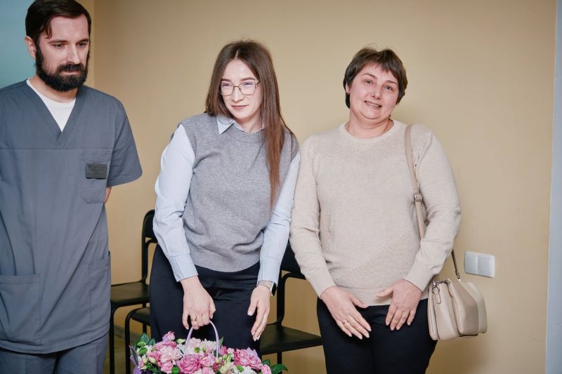 На фото - донорка та реципієнтка