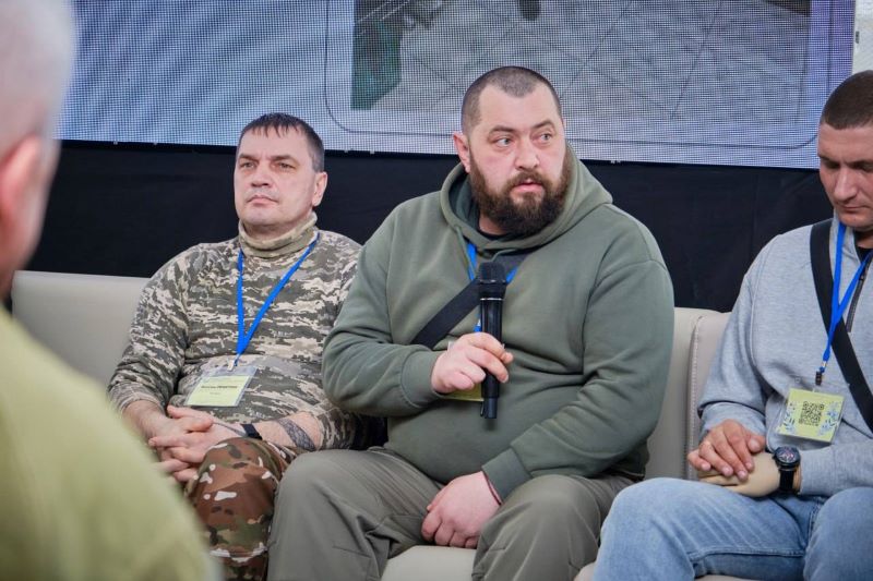 На фото – учасники ветеранського форуму