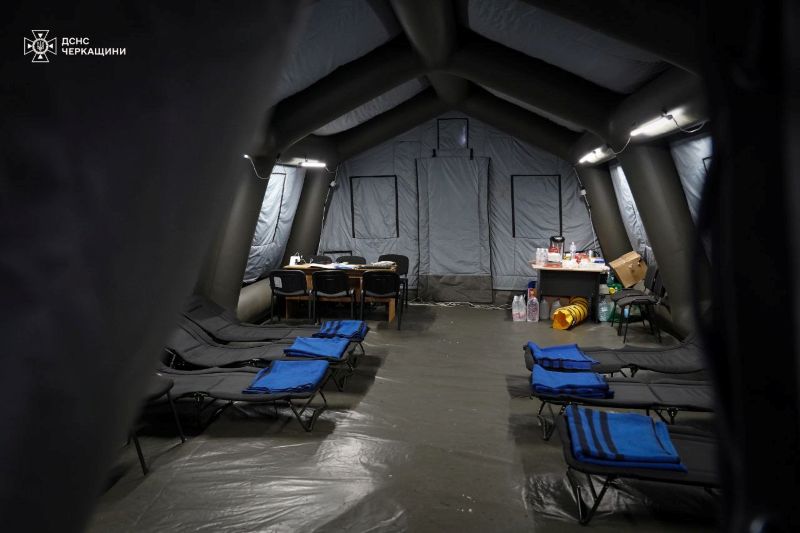 На фото - на Черкащині задіяли частину пунктів незламності 