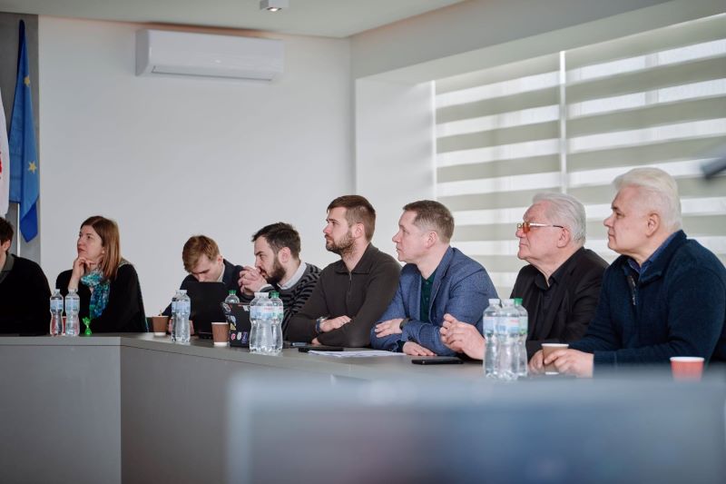 На фото - учасники зустрічі