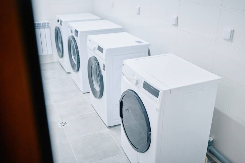 На фото - пральні машини
