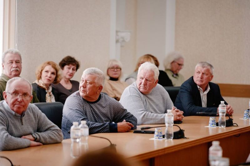 На фото - представники чорнобильських організацій