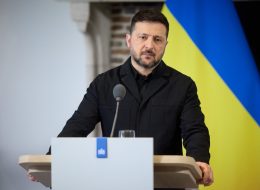На фото - Заява Президента України під час спільного з Прем’єр-міністром Нідерландів спілкування з журналістами