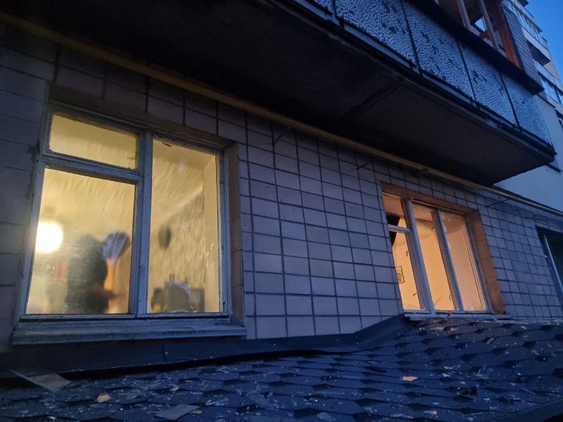 На фото - Ігор Табурець про ліквідацію наслідків ворожої атаки на обласний центр