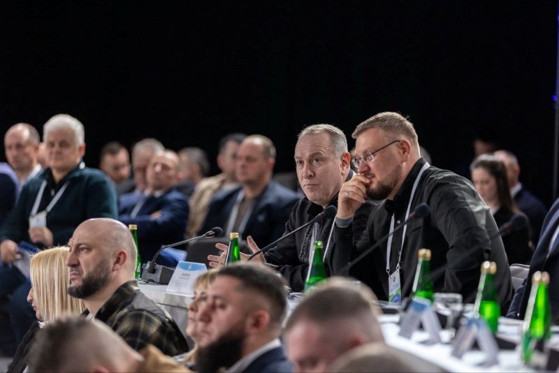 На фото - Конгрес місцевих та регіональних влад: Черкащина долучилась до зібрання