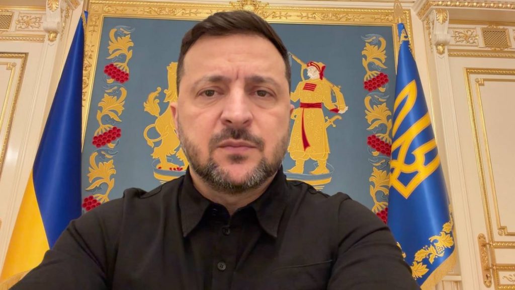 На фото - Звернення Президента