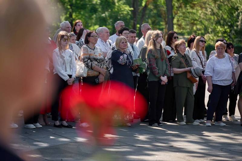 На фото - На Черкащині вшанували Великого Кобзаря