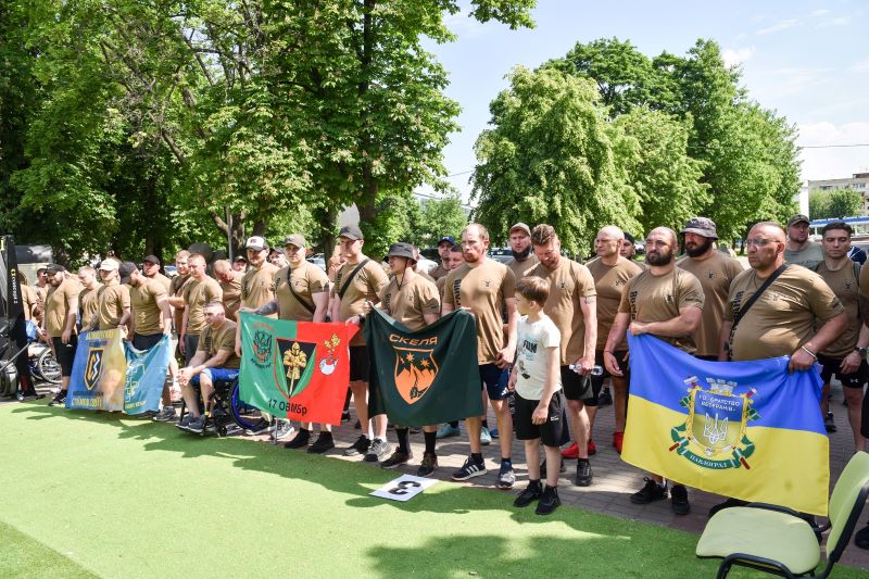 На фото - у Черкасах пройшов перший відбірковий етап Всеукраїнських спортивних змагань «Ігри ветеранів»