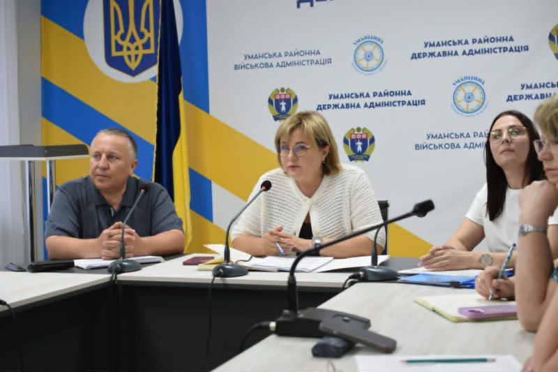 На фото - На Уманщині працюють над реалізацією ключових національних ініціатив у медичній сфері