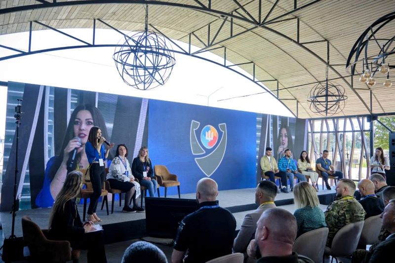 На фото - «Бійці Духу»: в обласному центрі відбувся ветеранський форум