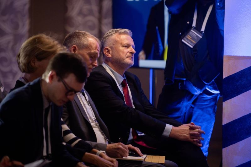 На фото - учасники експертної конференції про регіональну політику та інтеграцію в ЄС «Chapter 22 EU: Shaping the Future»