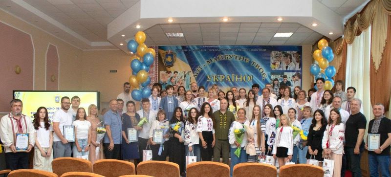 На фото Гордість Черкащини: в області відзначили переможців і призерів учнівських олімпіад