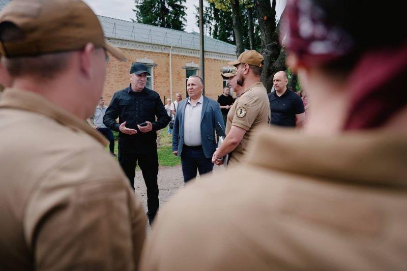 На фото - Готові до спротиву: на Уманщині запрацював підрозділ Обласного центру підготовки громадян до нацспротиву