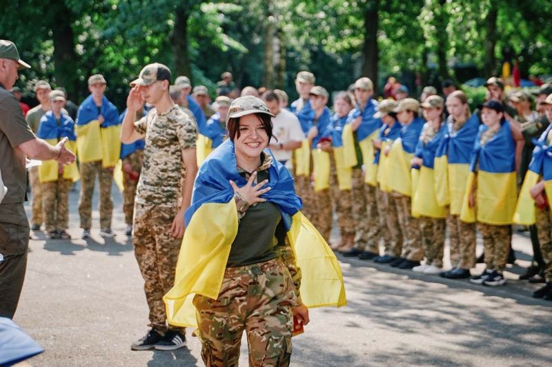 На фото - Відмінник захисту України: на Черкащині вручили почесні відзнаки