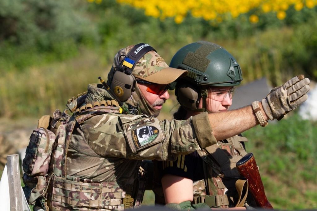 На фото - На Черкащині завершився молодіжний табір «Гарт»