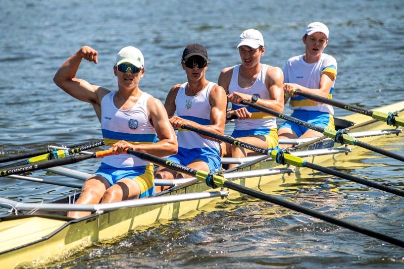 На фото - Черкаські спортсмени вибороли низку нагород на Чемпіонаті України з академічного веслування