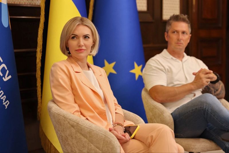 На фото - Молодь долучилася до роботи Конгресу місцевих та регіональних влад