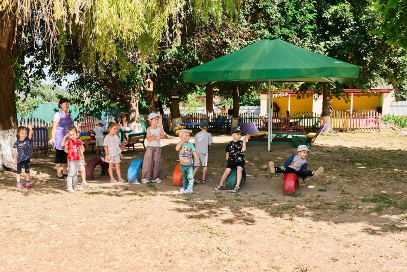 на фото - На Черкащині працюють над стійкістю закладів освіти