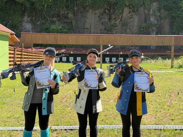 на фото - Черкаські стрільці здобули нагороди чемпіонату України