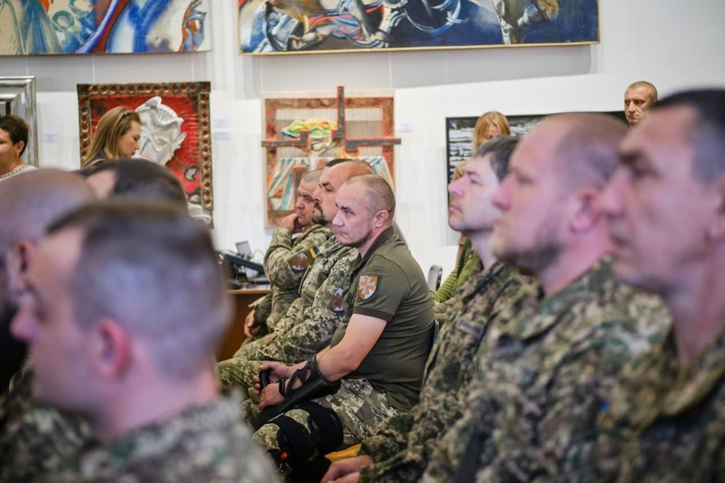 На фото - На Черкащині відзначили Захисників і Захисниць України
