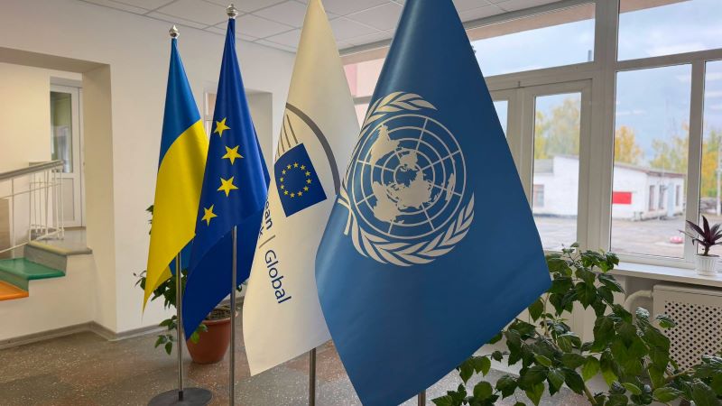 На фото - На Черкащині відновили гімназію, пошкоджену ворожим обстрілом