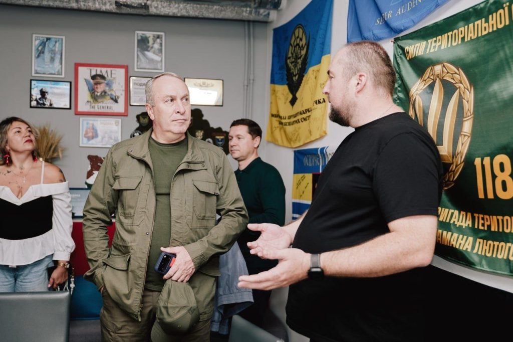 На фото - Ігор Табурець зустрівся з ІТ-спільнотою Черкащини